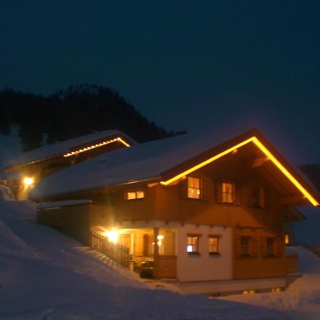 Dreimaederlhaus Apartment Sankt Gallenkirch Bagian luar foto