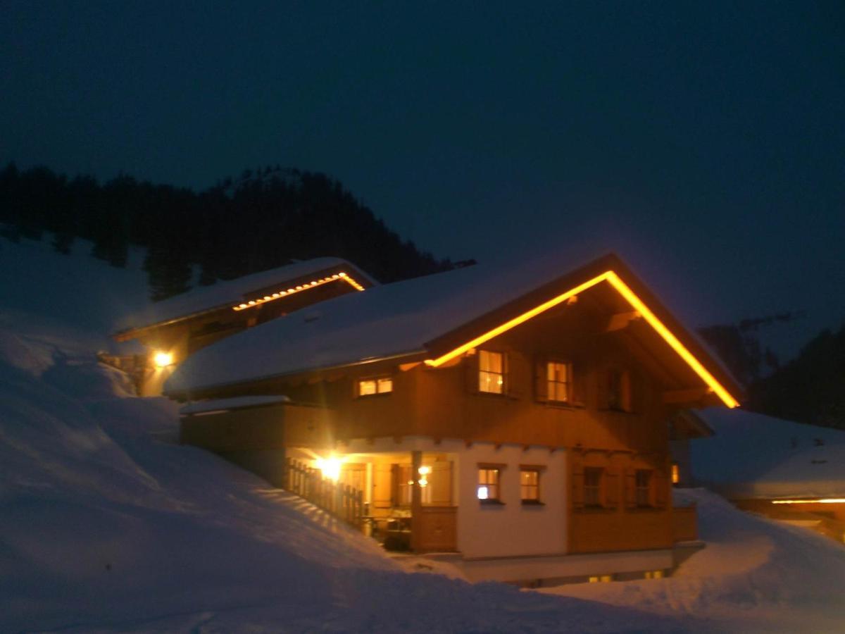 Dreimaederlhaus Apartment Sankt Gallenkirch Bagian luar foto